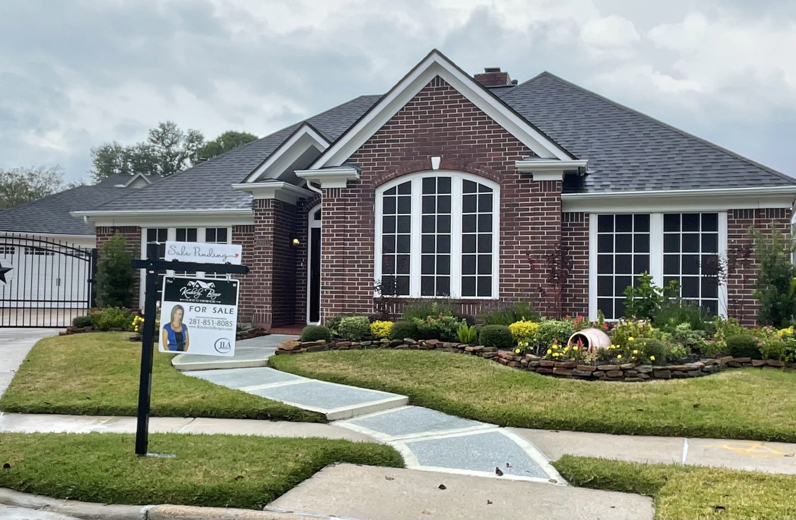 The Role of Real Estate Agents in Today's Market